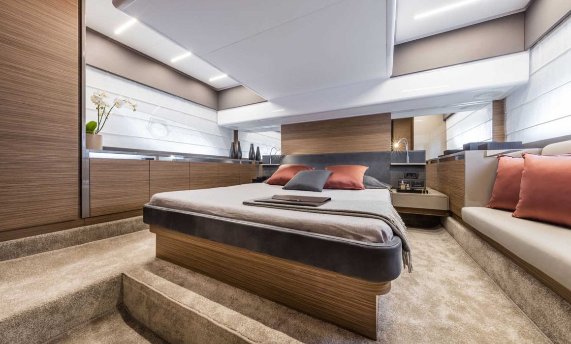 Ferretti Yachts 450 lower deck