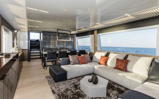 Ferretti Yachts 780 main deck