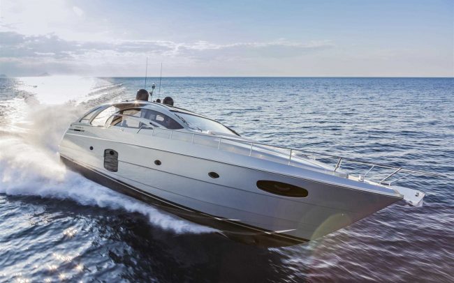 Pershing 70 cruising